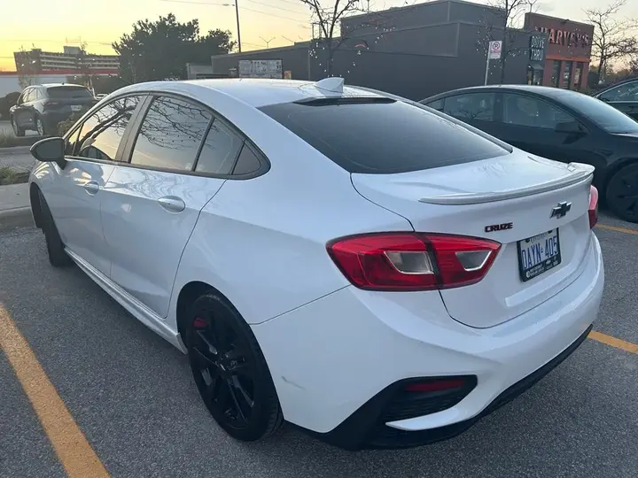 Chevrolet Cruze 2017 photo 3