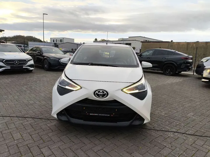 Toyota Aygo 2020 photo 2