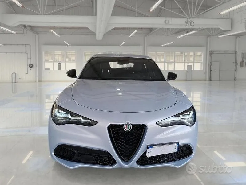 Alfa Romeo Stelvio 2023 photo 2