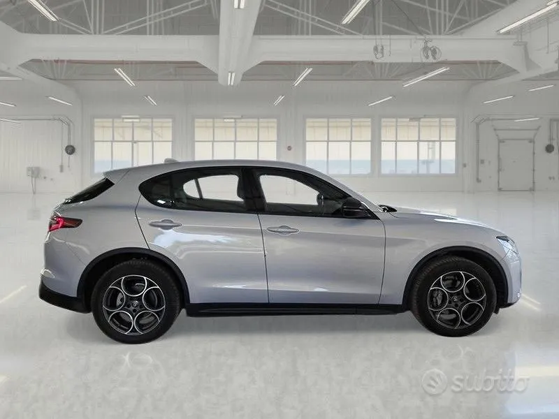 Alfa Romeo Stelvio 2023 photo 3