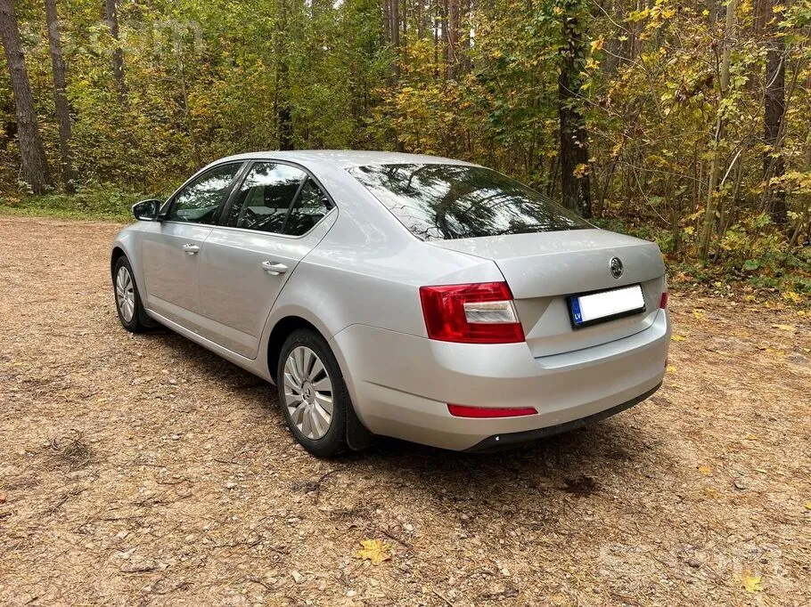 Skoda Octavia 2013 photo 2
