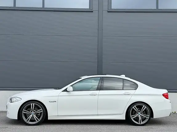 BMW 520D 2011 photo 3