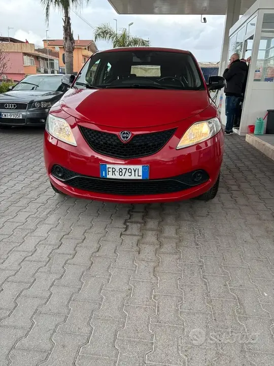 Lancia Ypsilon 2018 photo 3
