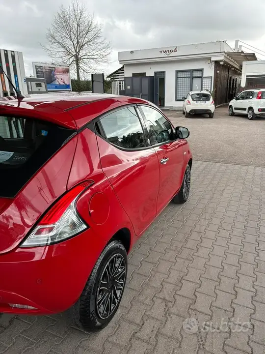 Lancia Ypsilon 2018 photo 5