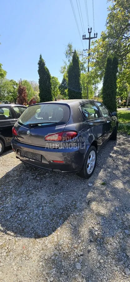 Alfa Romeo 147
