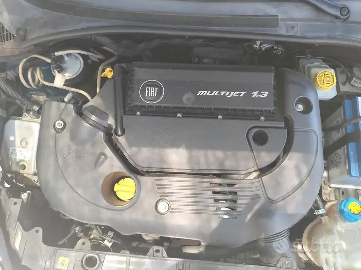 Fiat Punto 2012 photo 4