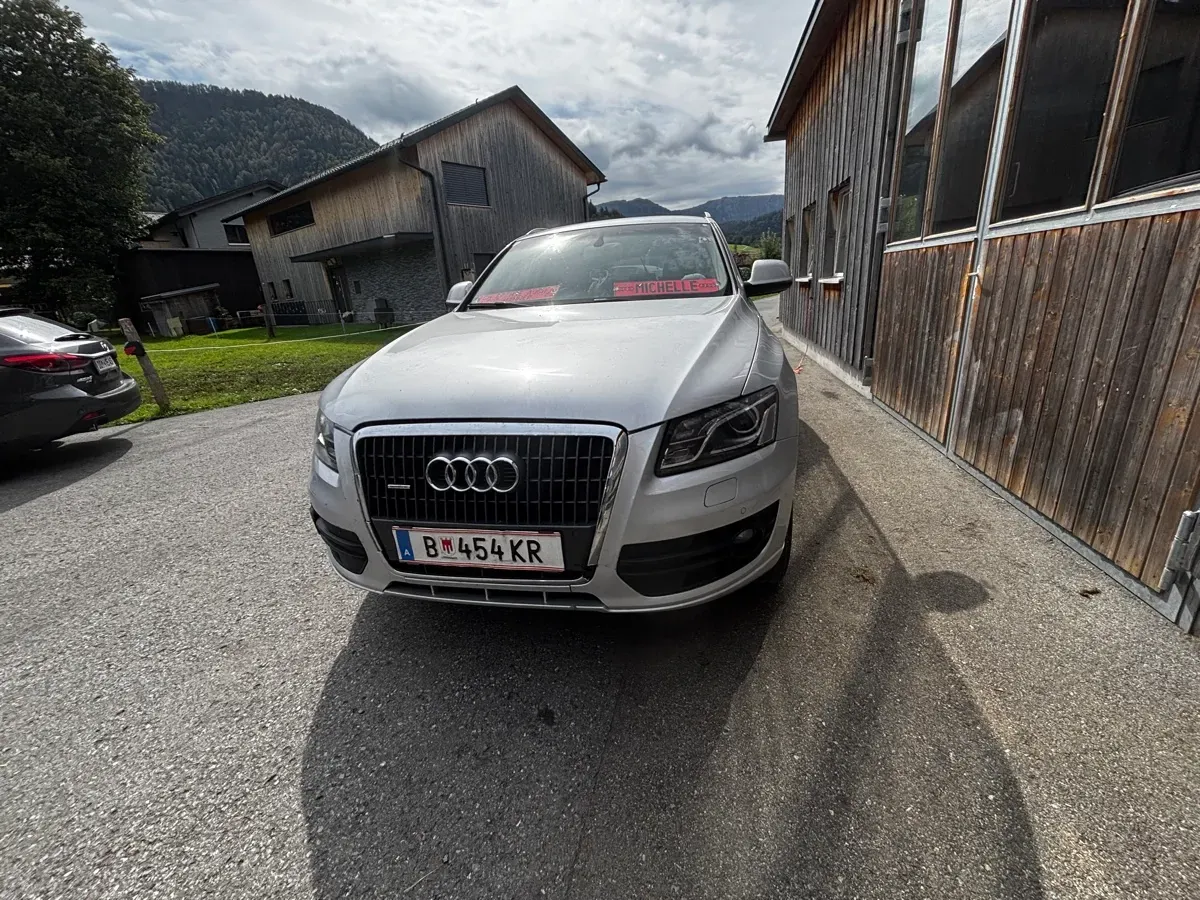 Audi Q5 2009 photo 2