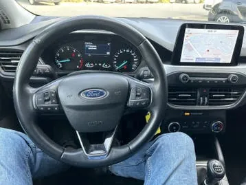 Ford Focus 2020 photo 3