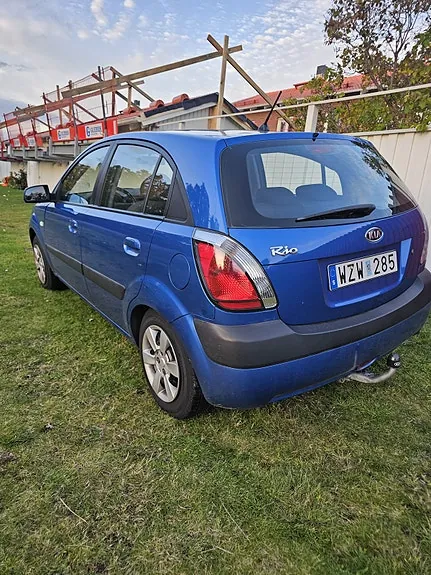 Kia Rio 2006 photo 2