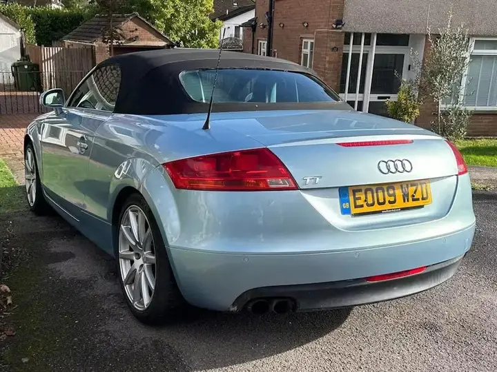 Audi Tt 2009 photo 4