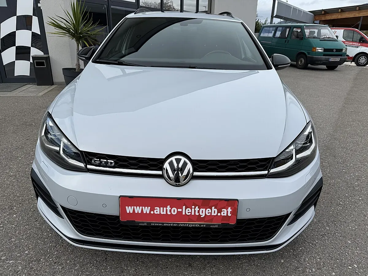 Volkswagen Golf 2018 photo 2