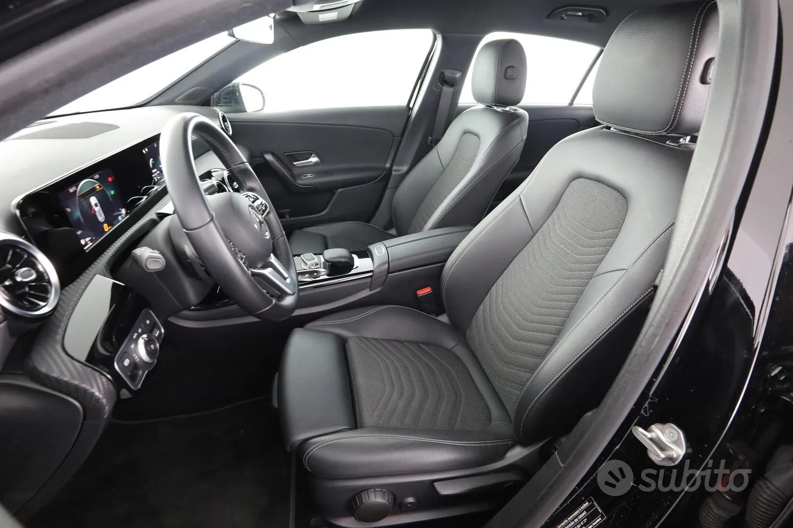 Mercedes-Benz A 180 2021 photo 2