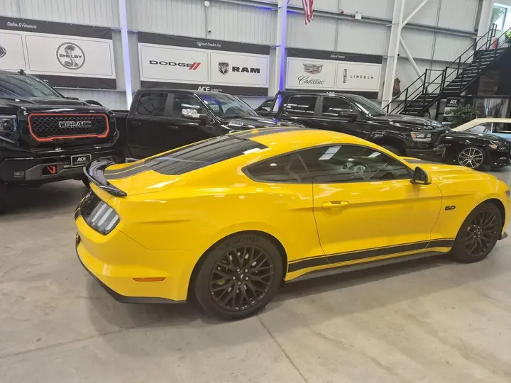 Ford Mustang 2017 photo 3