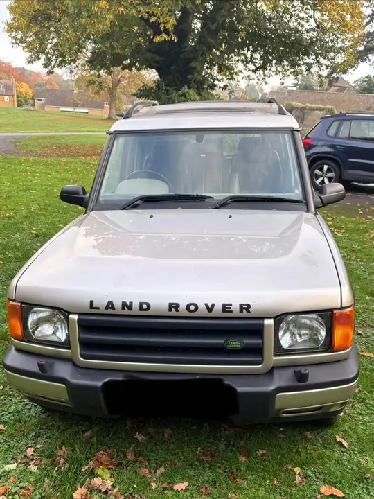 Land Rover Discovery 2001 photo 2
