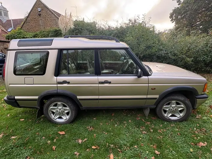 Land Rover Discovery 2001 photo 5