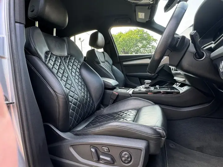 Audi Q5 2021 photo 2