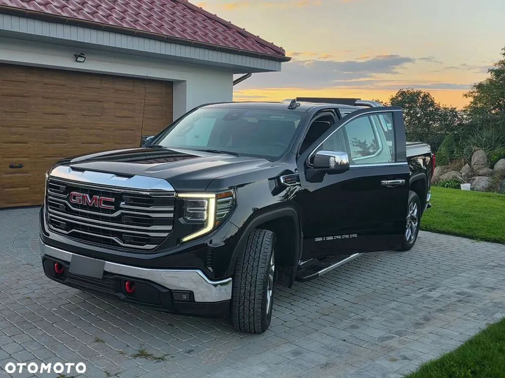 GMC Sierra 2025 photo 2