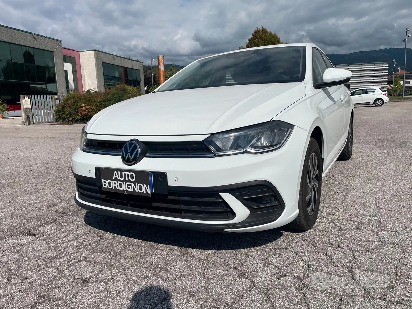 Volkswagen Polo 2024 photo 2