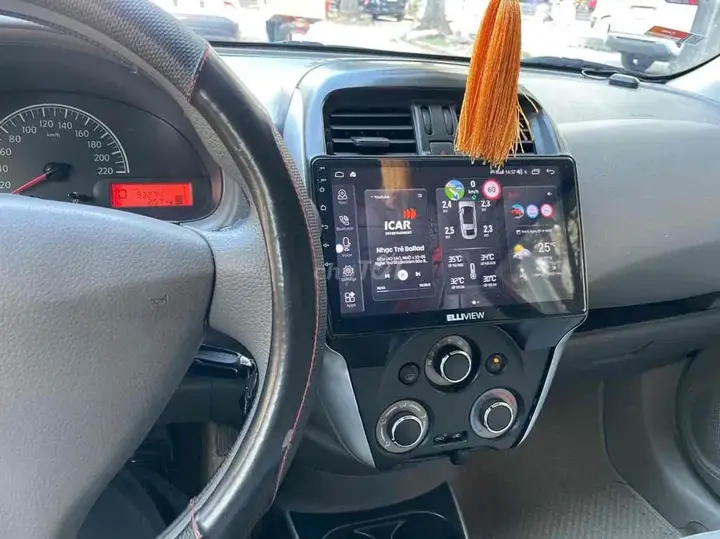 Nissan Sunny 2018 photo 4
