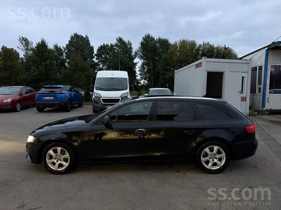 Audi A4 2008 photo 2