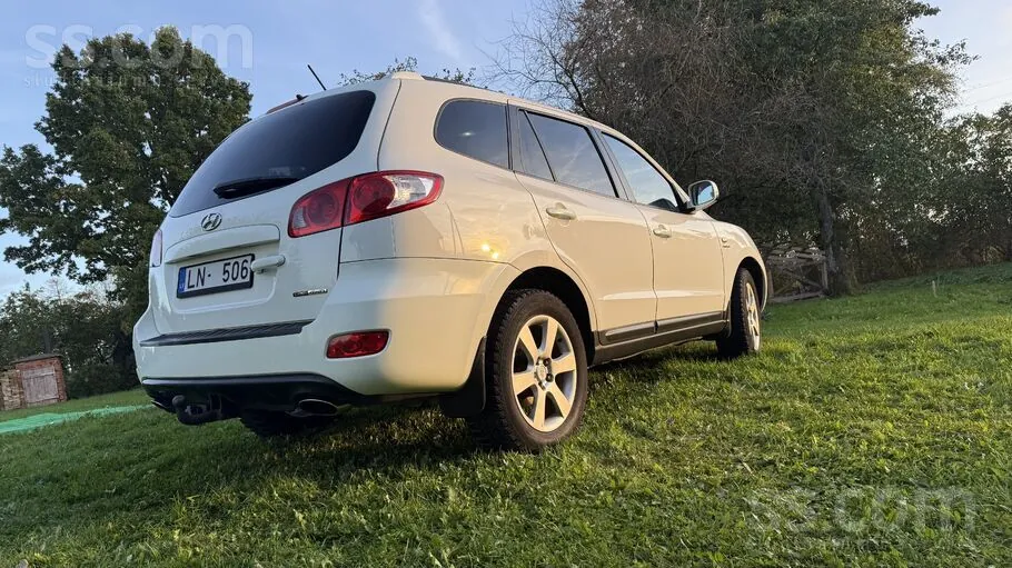 Hyundai Santa Fe 2007 photo 2