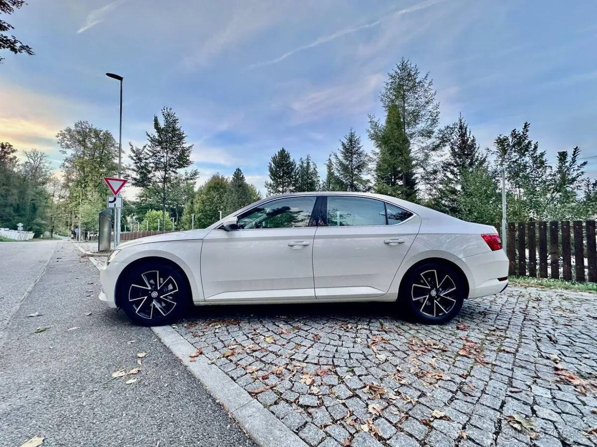 Skoda Superb Iii 2016 photo 4