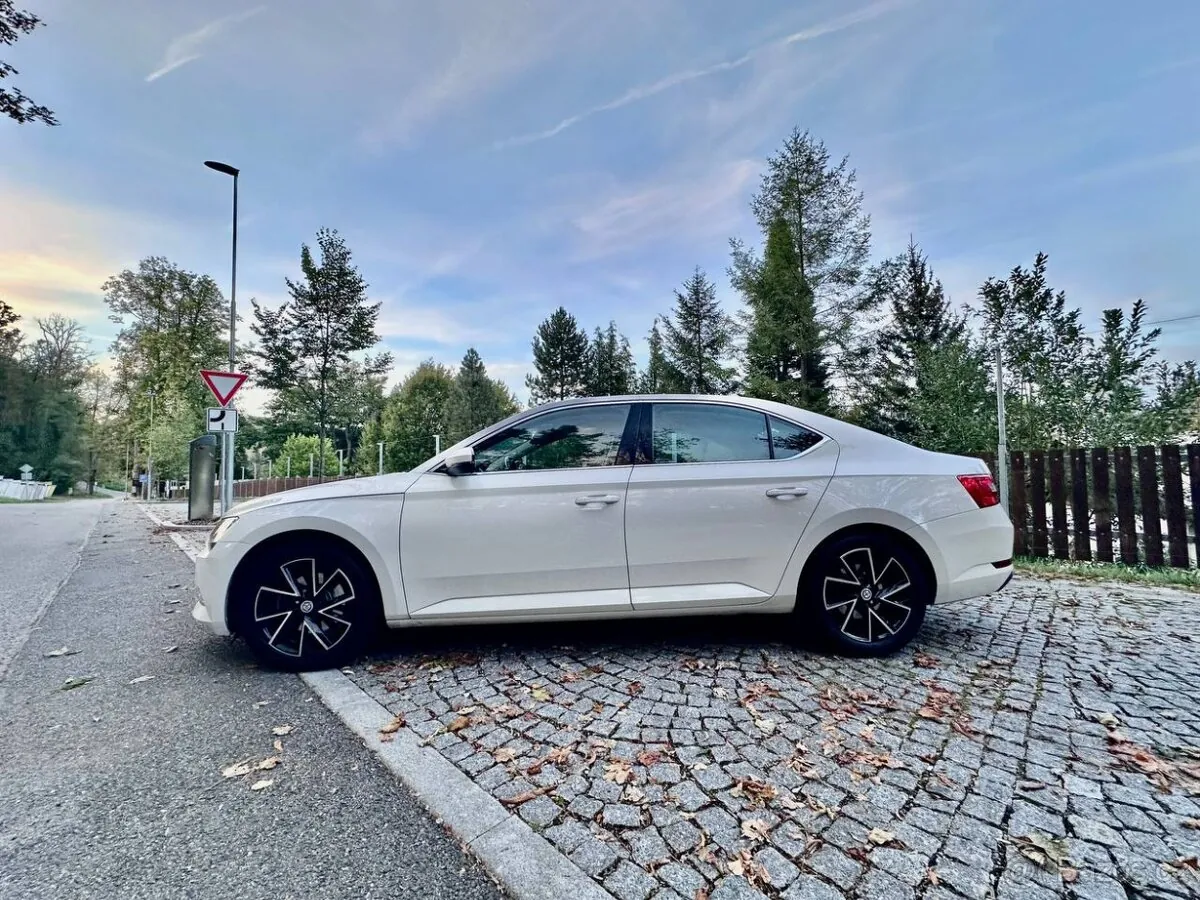 Skoda Superb Iii 2016 photo 3
