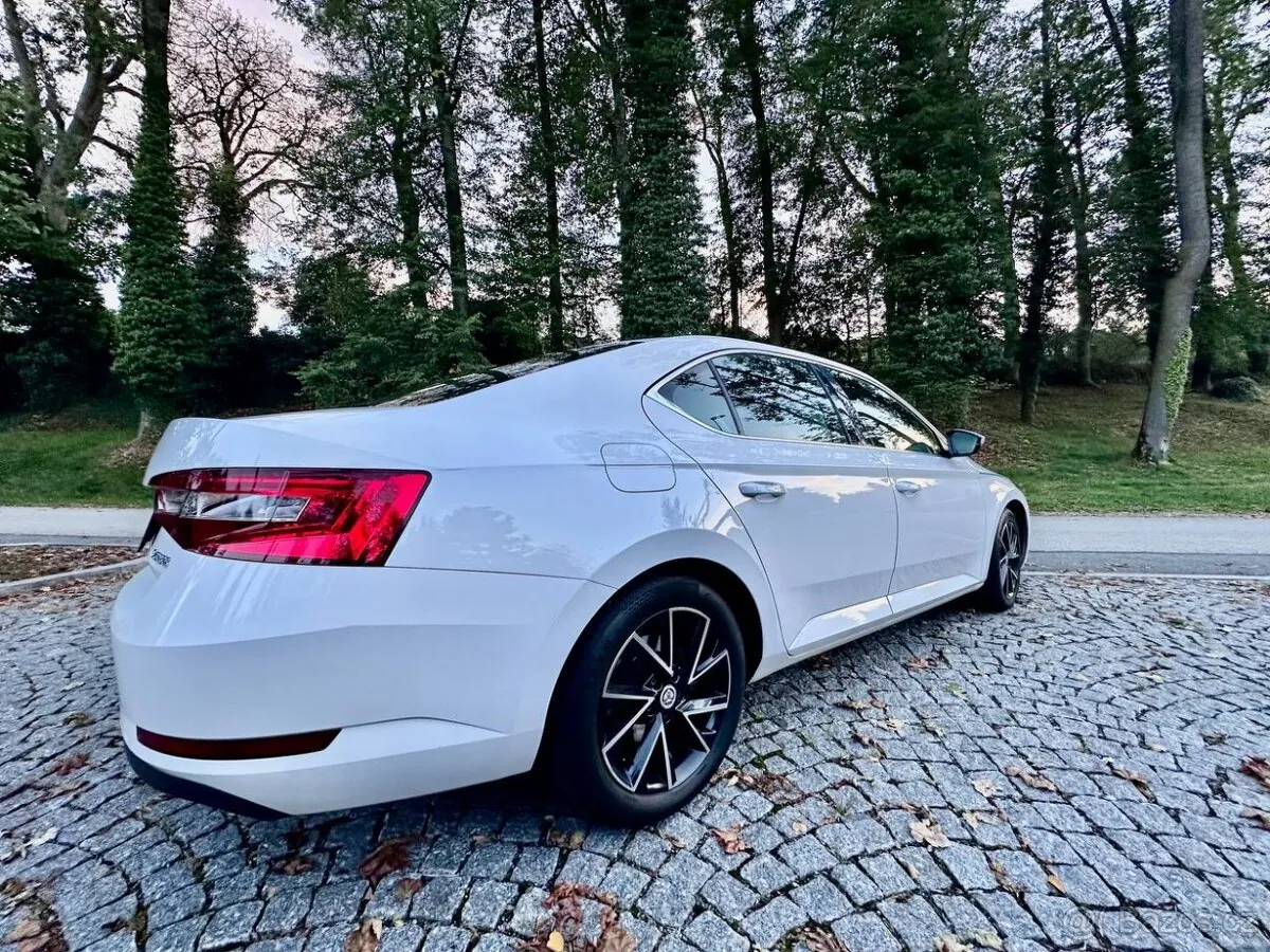 Skoda Superb Iii 2016 photo 5