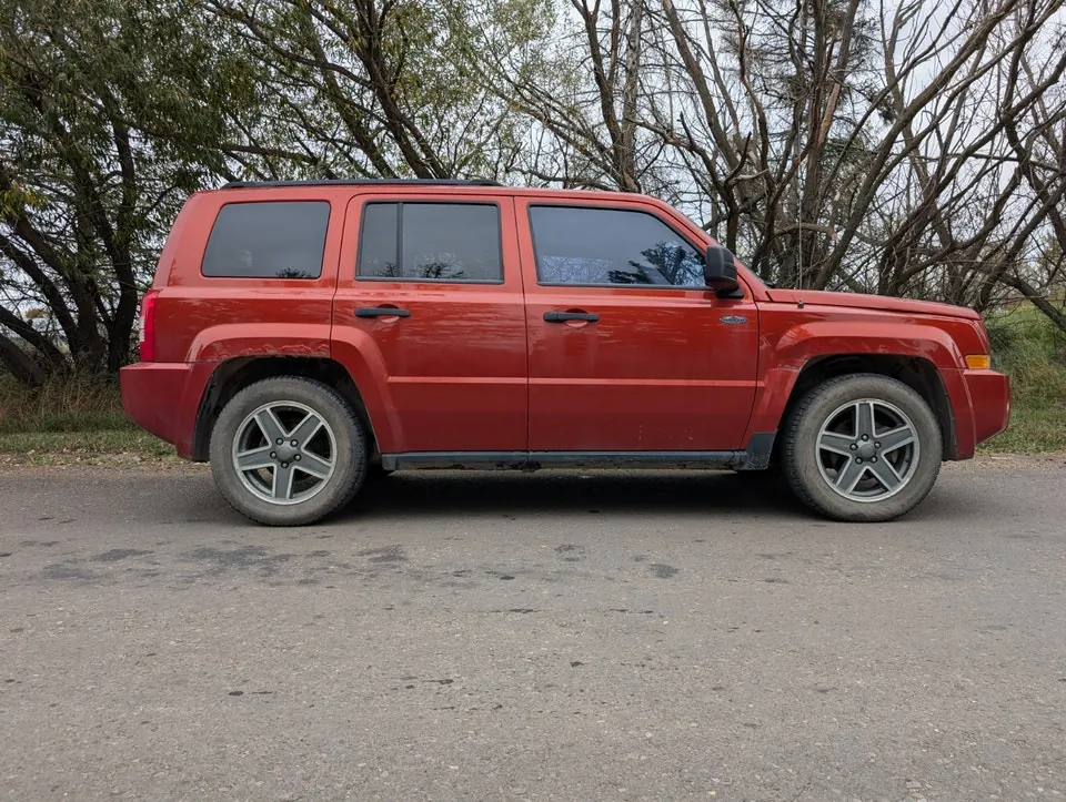 Jeep Patriot 2009 photo 2