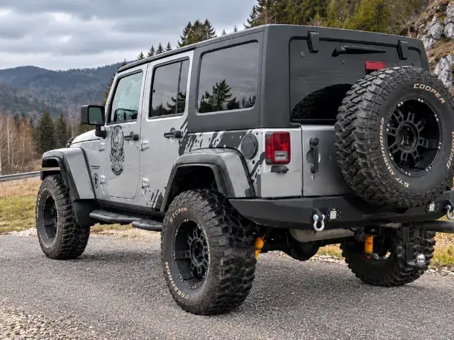 Jeep Wrangler 2017 photo 2