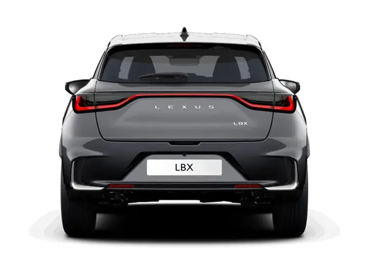Lexus Lbx photo 4