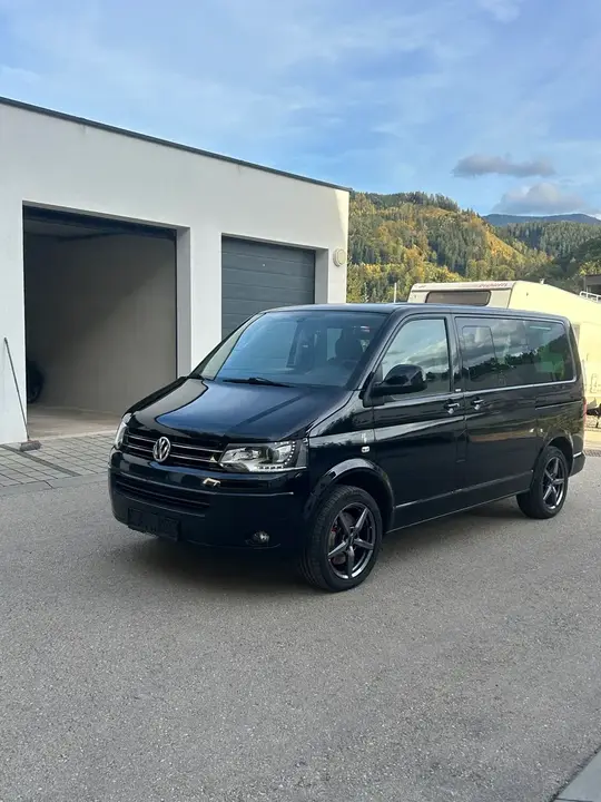 Volkswagen T5 2012 photo 2
