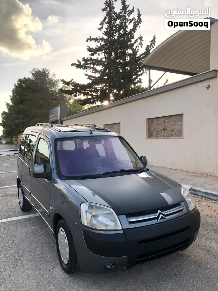 Citroen Berlingo 2008 photo 2