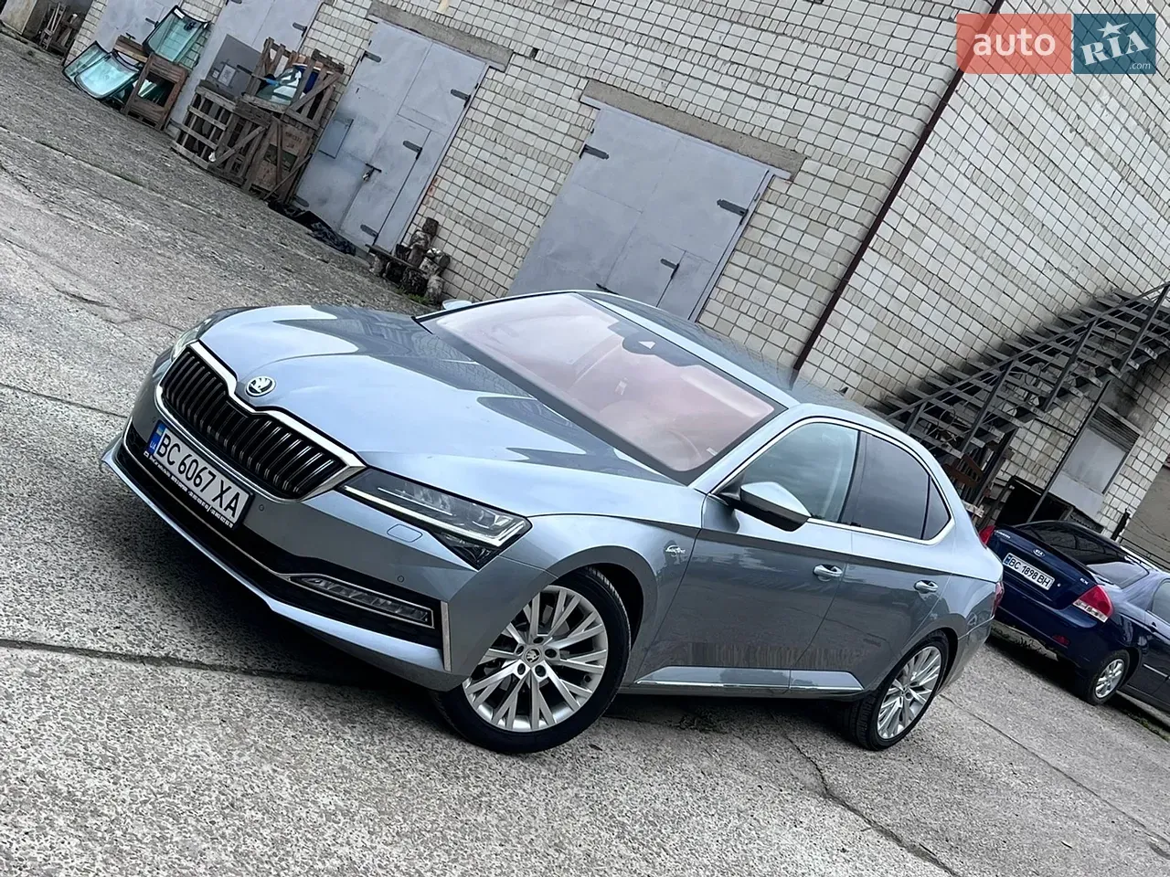 Skoda Superb 2021 photo 2