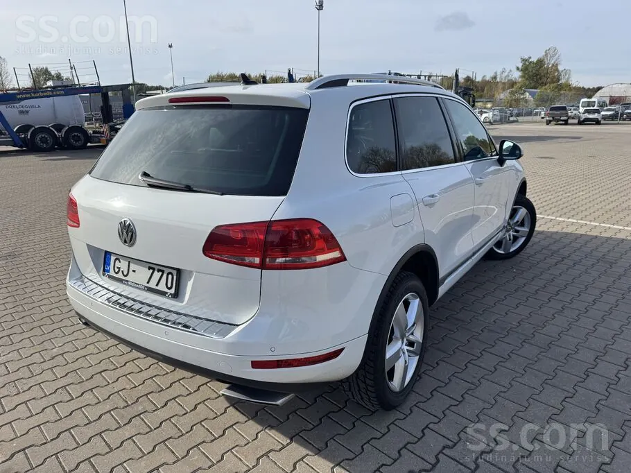 Volkswagen Touareg 2012 photo 5