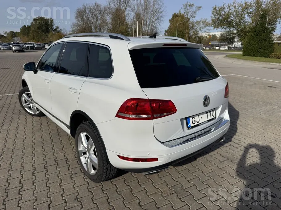 Volkswagen Touareg 2012 photo 3