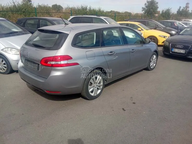 Peugeot 308 2021 photo 3