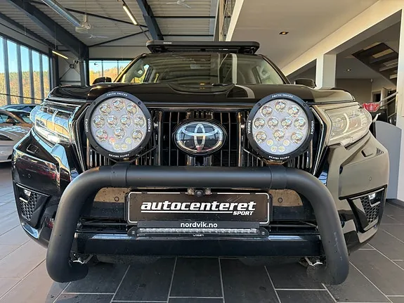 Toyota Land Cruiser 2022 photo 3