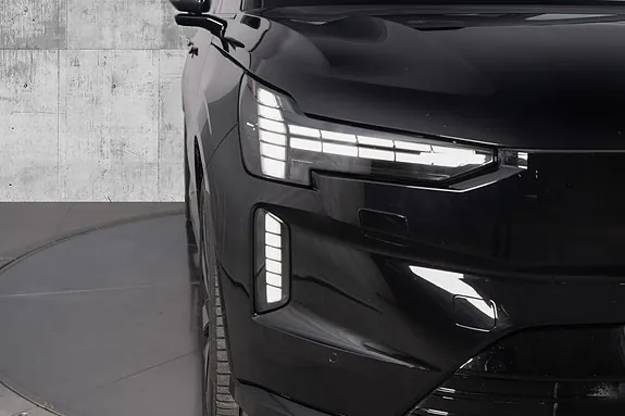 Volvo Ex90 2025 photo 4