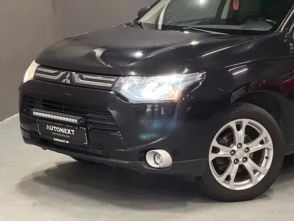Mitsubishi Outlander 2013 photo 3