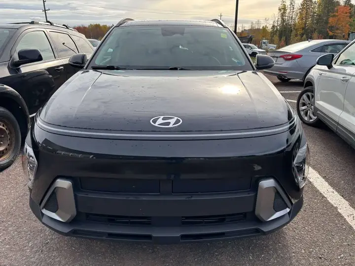Hyundai Kona 2025 photo 2