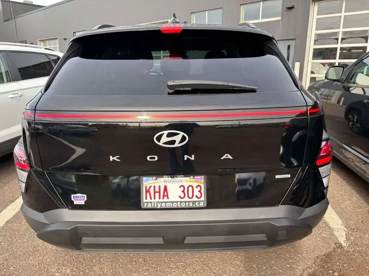 Hyundai Kona 2025 photo 4