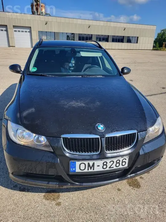 BMW 320