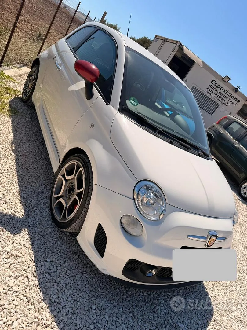 Abarth 500 2010 photo 5