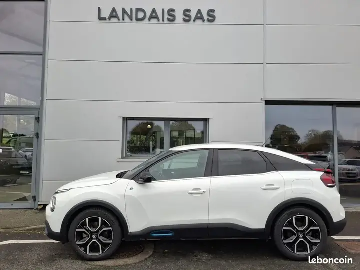 Citroen C4 2022 photo 4
