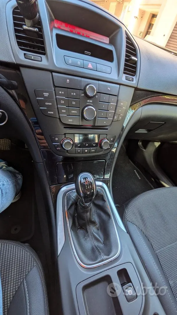 Opel Insignia 2011 photo 3