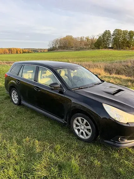 Subaru Legacy 2012 photo 5