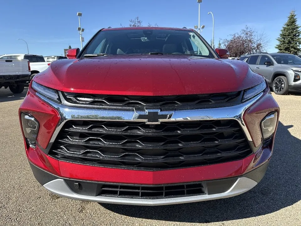 Chevrolet Blazer 2026 photo 2