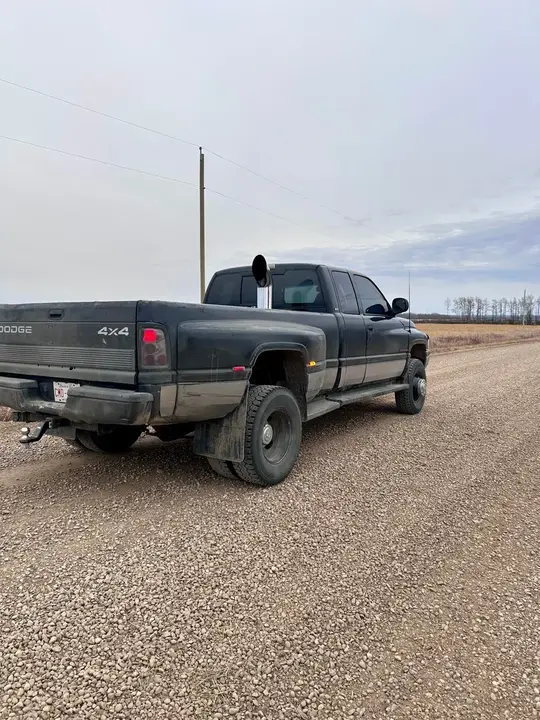 Dodge Ram 3500 1998 photo 4