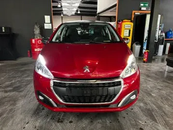 Peugeot 208 2016 photo 2
